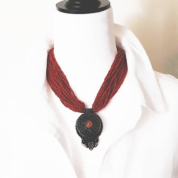 Vintage Tibetan Genuine Red Coral Necklace 20-Strand Twisted Bali Silver Locket - Picture 2 of 11